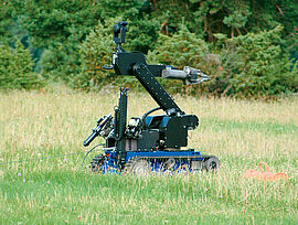履帶式全地形移動機器人中的直流電機