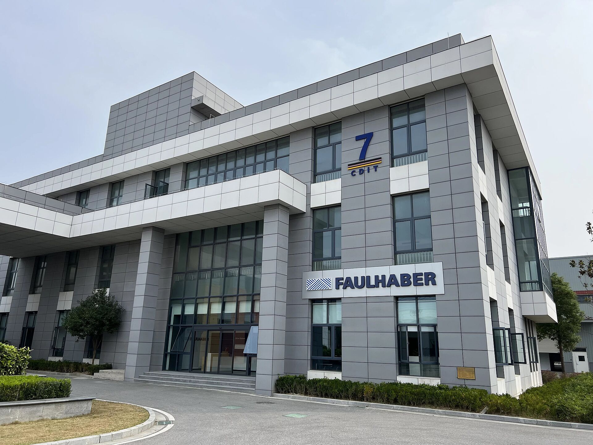 的建筑 FAULHABER Drive System Technology (Taicang) Co., Ltd.,Taicang, China