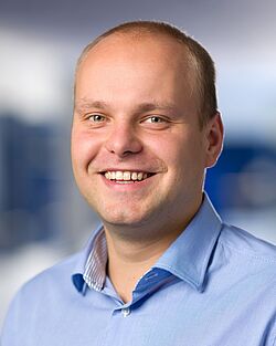 FAULHABER 的照片 Konrad Marcioha FAULHABER 的照片 Konrad Marcioha